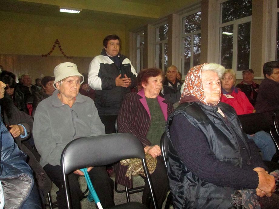 Заблатяването на селото и стопанисването на местния Клуб на пенсионера притеснява живеещите в Къшин