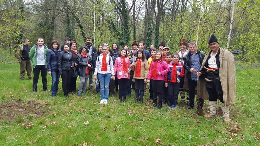 Млади възрождеци залесяват парк Кайлъка