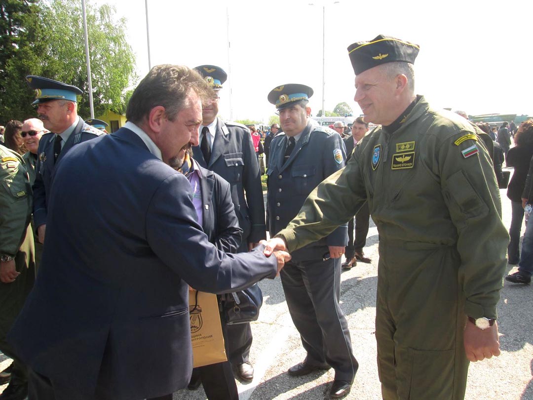 Учебна авиационна група „Георги Бенковски”