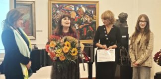 РЪКОВОДИТЕЛЯТ НА АРТ ШКОЛА „КОЛОРИТ“ МАЙЯ АНАНИЕВА Е ТАЗГОДИШНИЯТ НОСИТЕЛ НА НАГРАДАТА ПО ХУМАНИТАРИСТИКА ЗА 2025 ГОДИНА В ПЛЕВЕН
